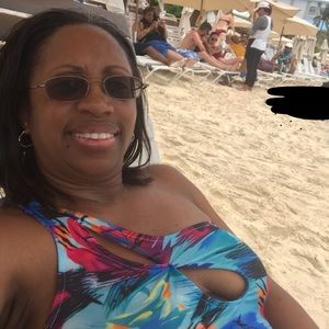 Meet your Posher, Pamela